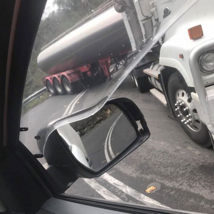 **BREAKING** Broughton pass blocked by a semi…